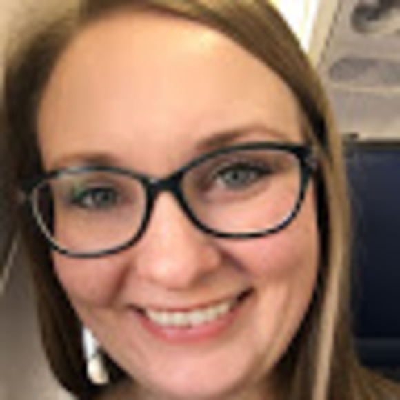 Meet your Posher, D'nae - Picture 1 of 1